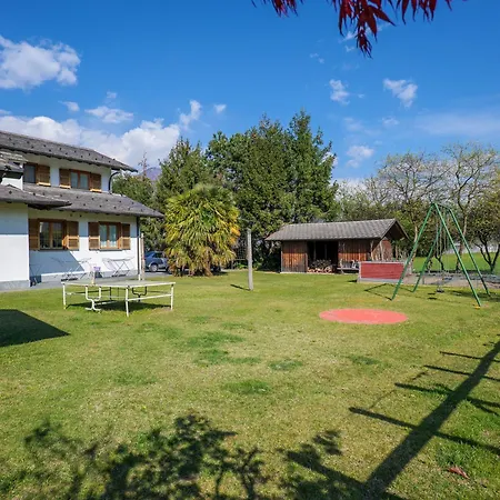 Vela Mit Dachterrasse Colico