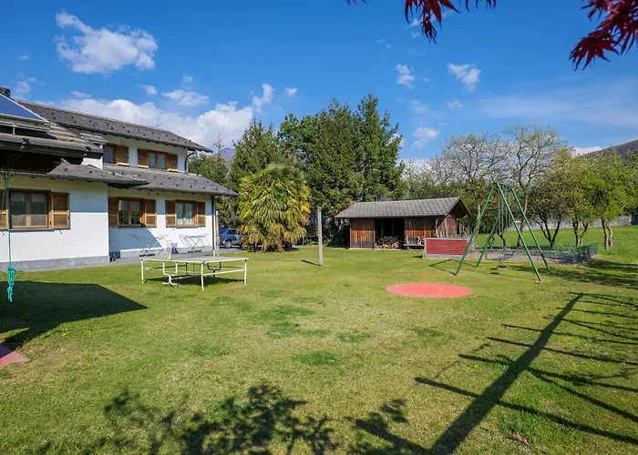 Vela Mit Dachterrasse Colico