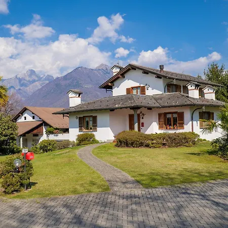 Vela Mit Dachterrasse *