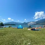 Vela Mit Dachterrasse Colico