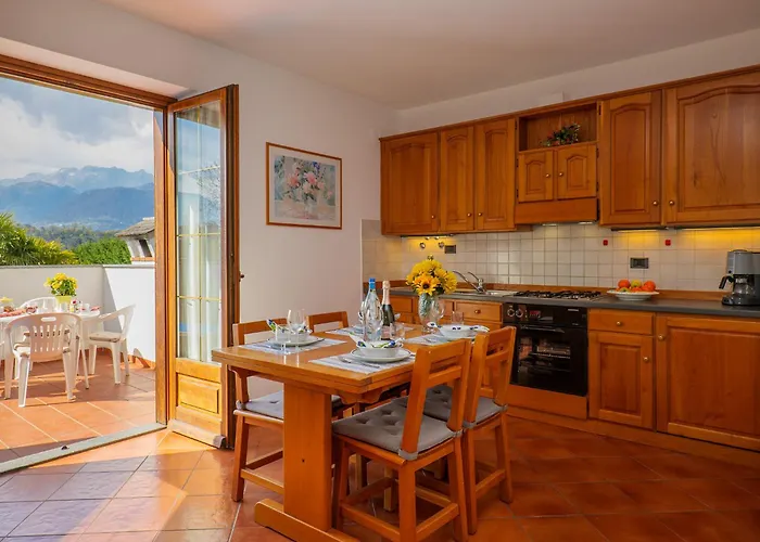 Vela Mit Dachterrasse *