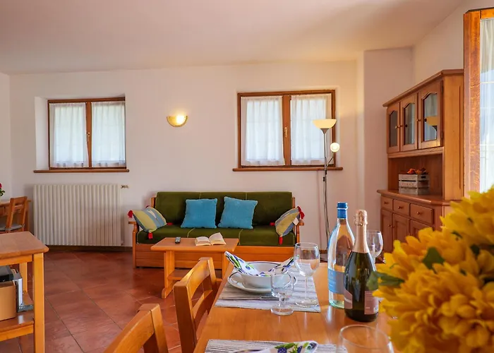 Vela Mit Dachterrasse